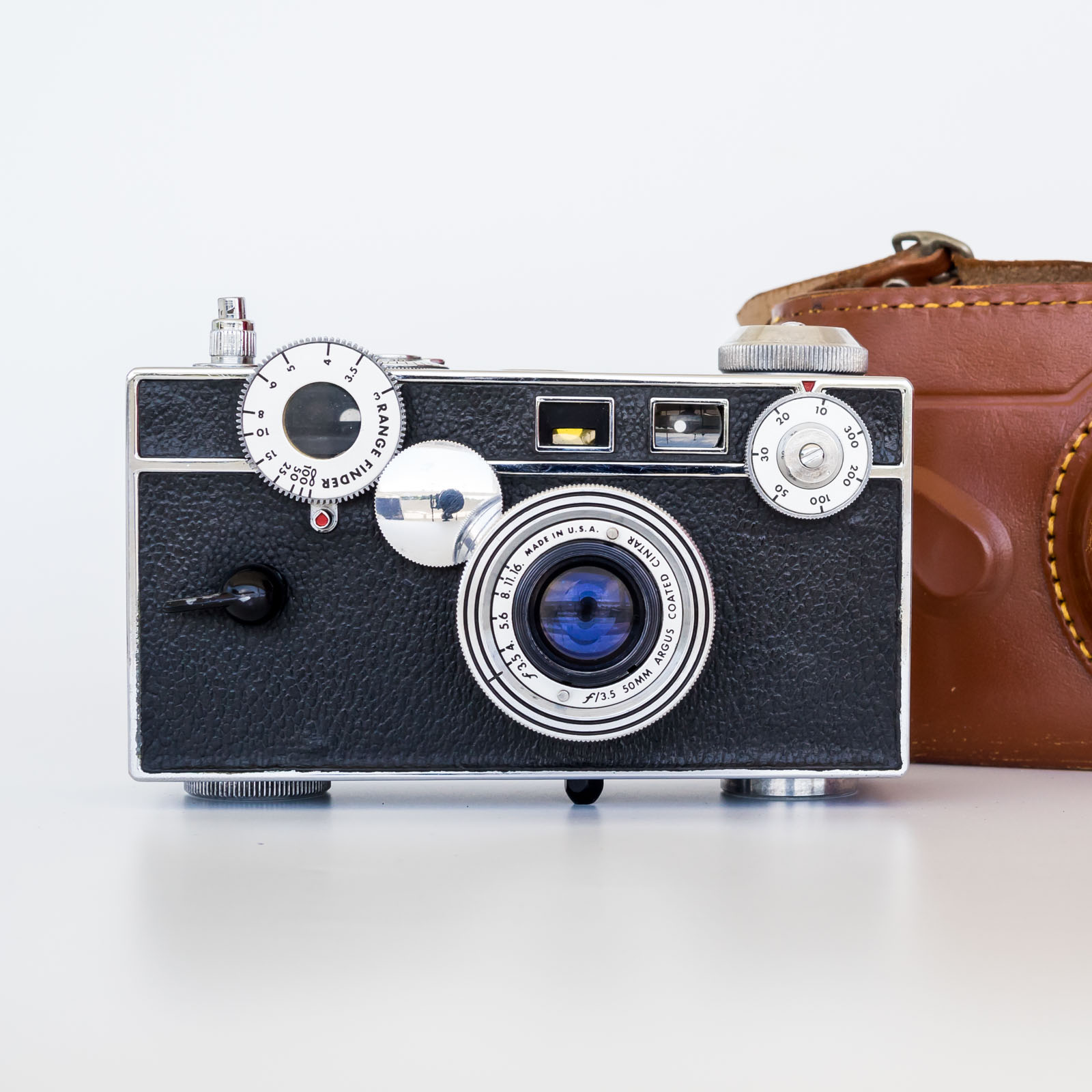 Argus C3 w/ Cintar 50mm f/3.5