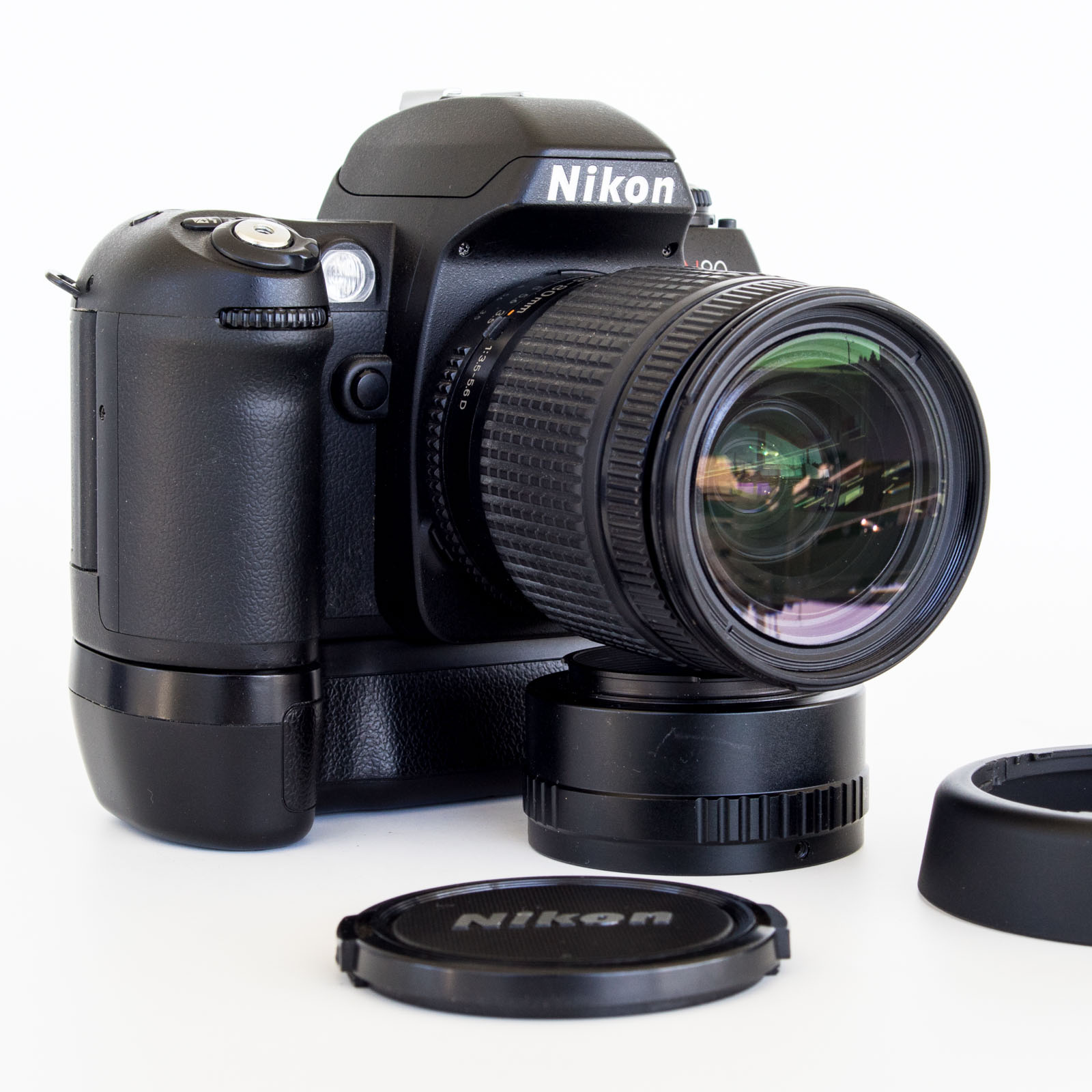 Nikon N80 w/ MB-16 Grip & Nikkor 28-80mm AF-D